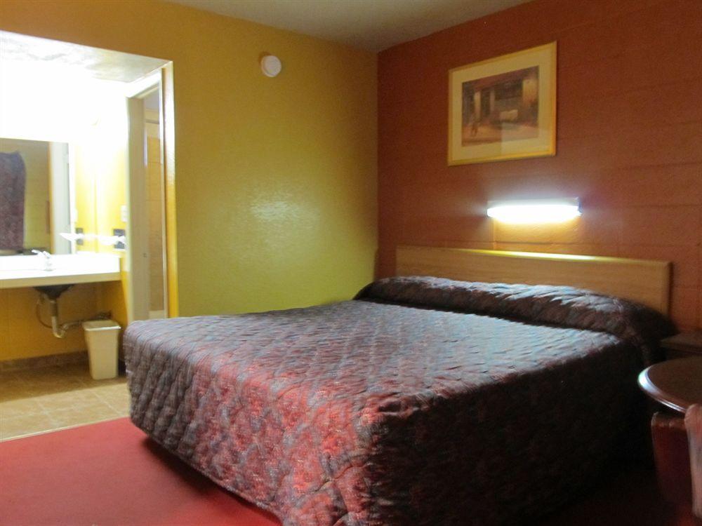 Guest House Motel Carthage Extérieur photo