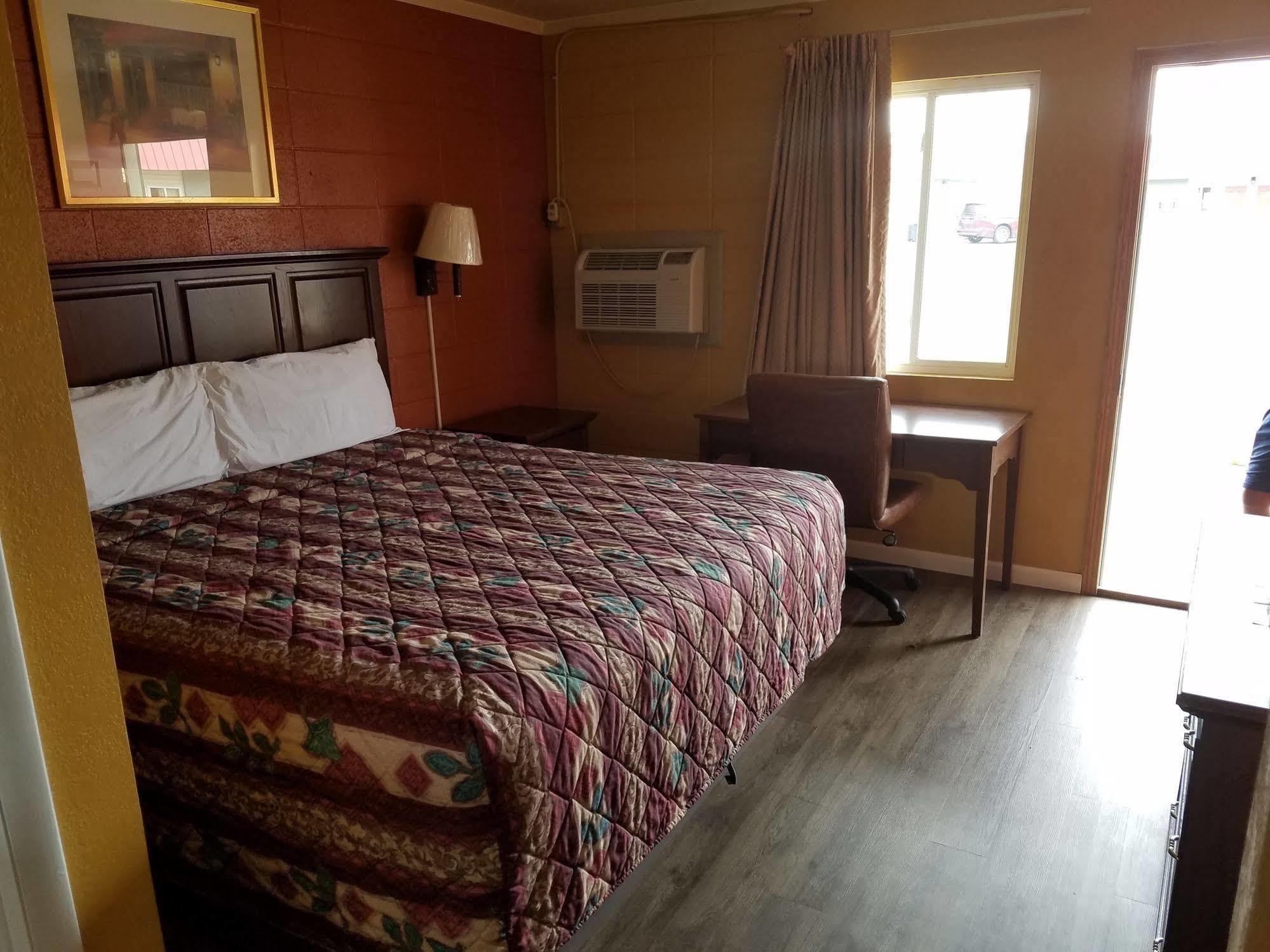 Guest House Motel Carthage Extérieur photo